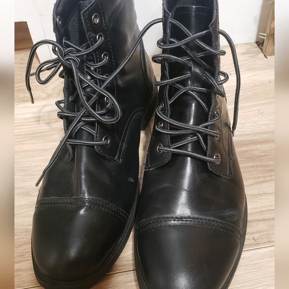 Men Chukka Laceup Boot Size 9 - Picture 8 of 11